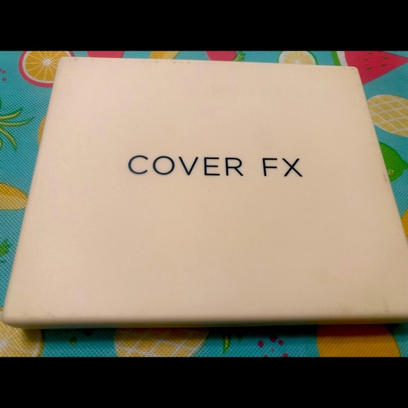 COVER FX Other - Cover FX Perfector Face Palette in Medium/Deep
